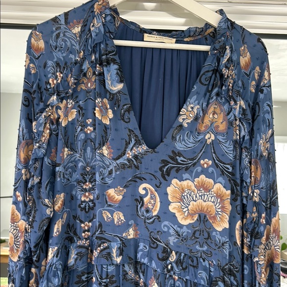 Floral Blue Maxi Dress - Picture 4 of 7